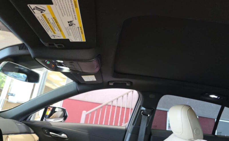 2024 Cadillac XT4 Luxury