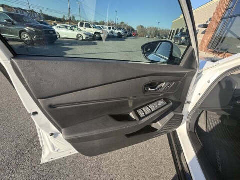 2025 Honda Accord Hybrid Touring