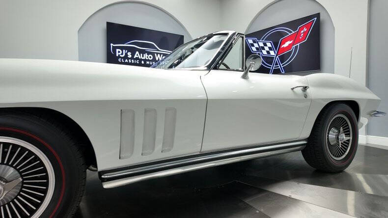 1965 Chevrolet Corvette