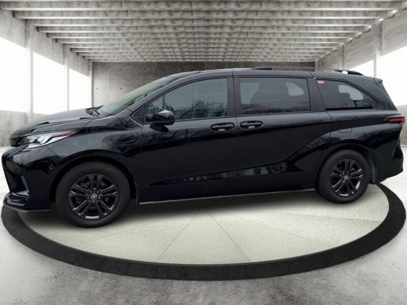 2024 Toyota Sienna XSE 7-Passenger