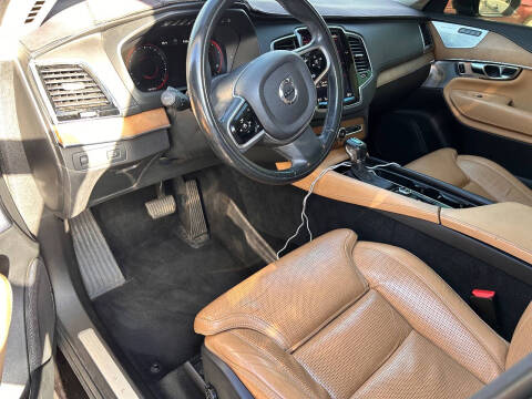 2016 Volvo XC90 T6 Inscription