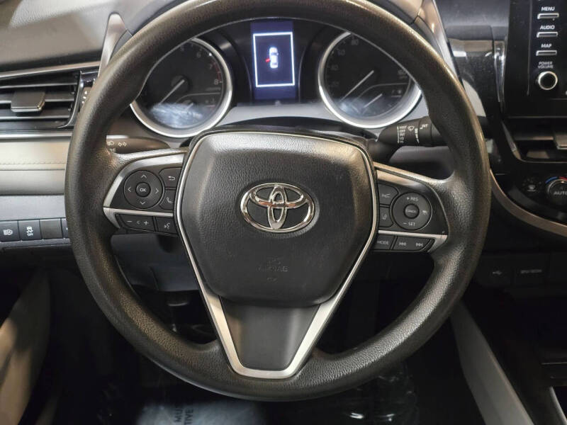 2022 Toyota Camry LE