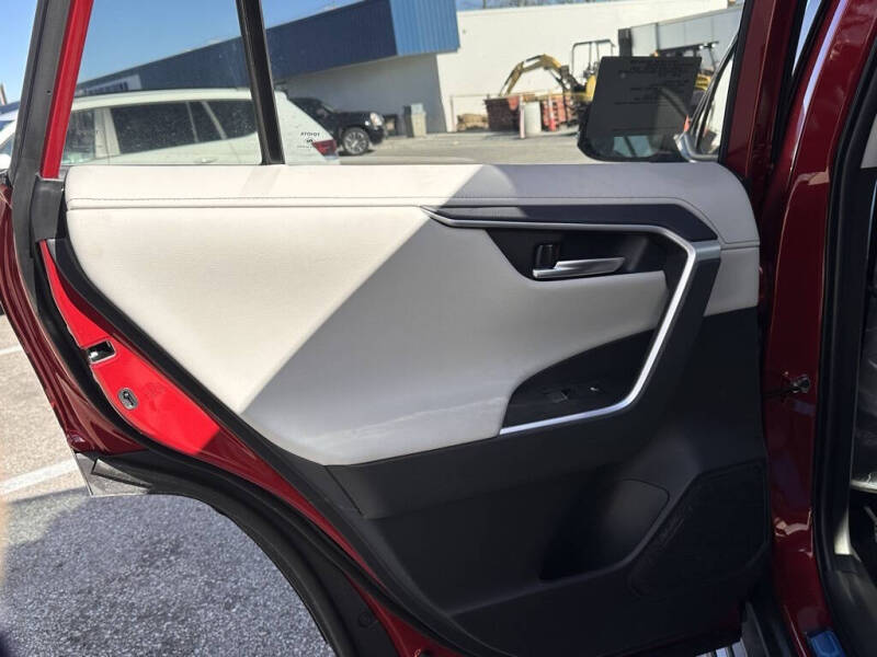 2025 Toyota RAV4 Limited