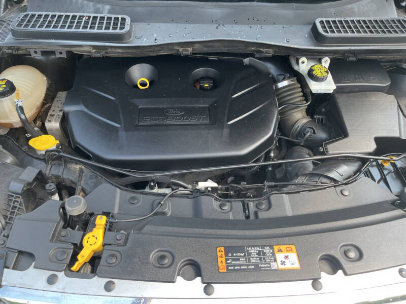 2017 Ford Escape SE