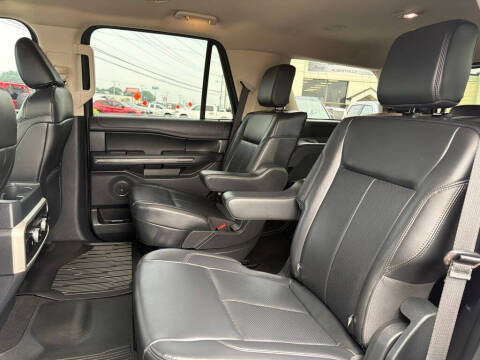 2023 Ford Expedition XLT