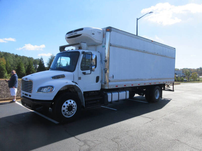 2013 Freightliner M2 106