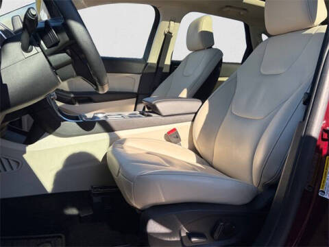 2021 Ford Edge Titanium