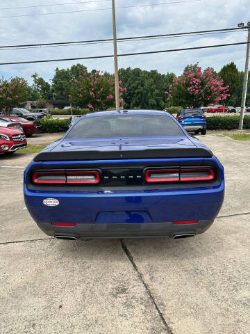 2018 Dodge Challenger SXT