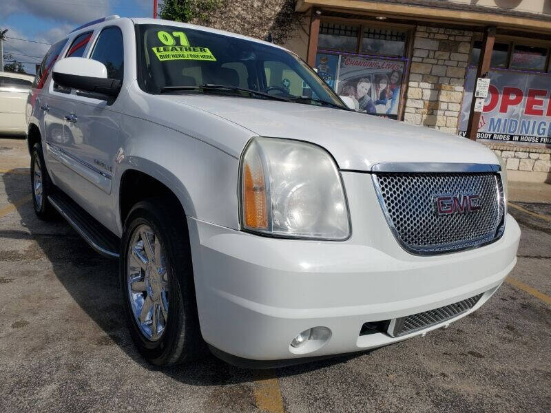 2007 GMC Yukon for sale in Houston, TX
