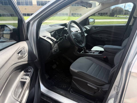 2019 Ford Escape S