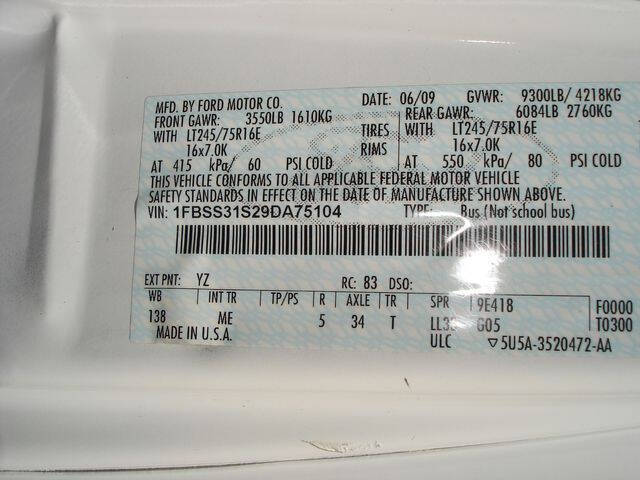 2009 Ford E-Series E-350 SD XLT