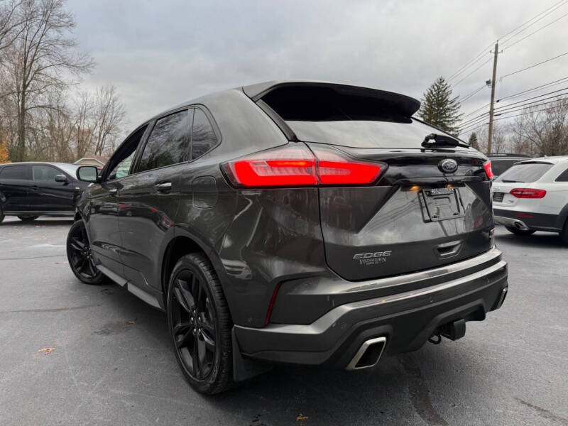 2019 Ford Edge ST