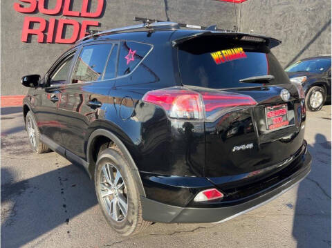 2017 Toyota RAV4 XLE
