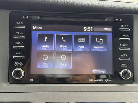 2018 Toyota Sienna XLE 8-Passenger