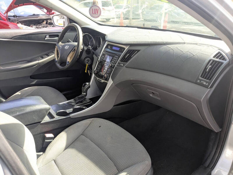 2011 Hyundai Sonata GLS