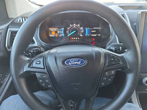 2022 Ford Edge SE