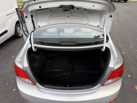 2017 Hyundai Accent Value Edition