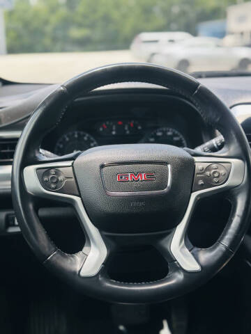 2018 GMC Acadia SLE-2