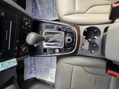 2012 Audi Q5 3.2 quattro Premium Plus