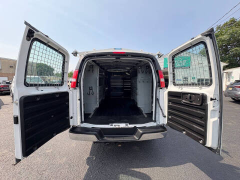 2016 GMC Savana 3500