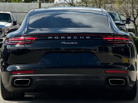 2019 Porsche Panamera 4