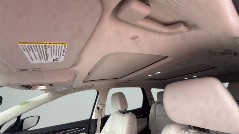 2022 Buick Enclave Essence