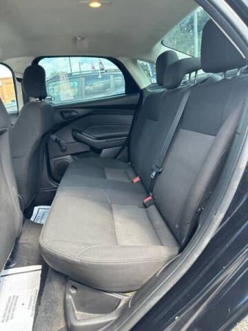 2016 Ford Focus S