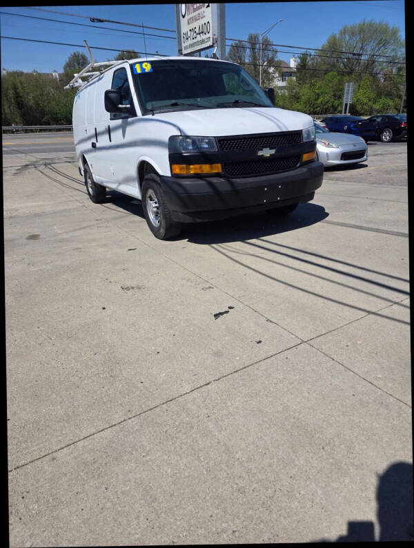 2019 Chevrolet Express 2500