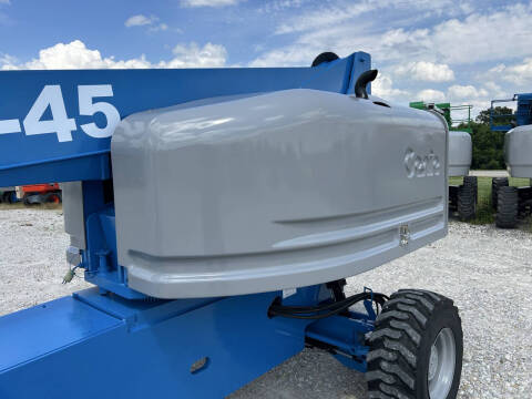 2016 Genie 45' Manlift