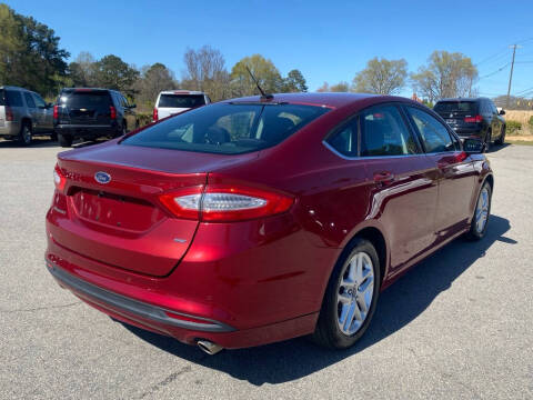 2015 Ford Fusion SE