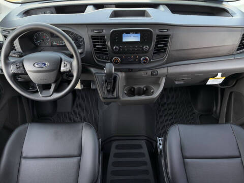 2025 Ford Transit 250