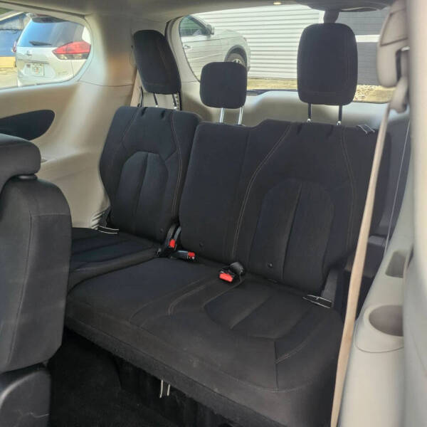 2017 Chrysler Pacifica Touring