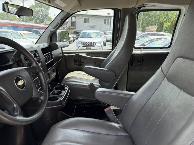 2015 Chevrolet Express 2500