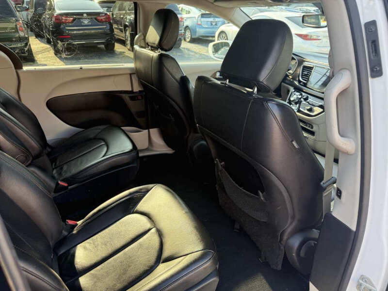2018 Chrysler Pacifica Hybrid Touring L