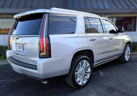 2016 Cadillac Escalade Platinum