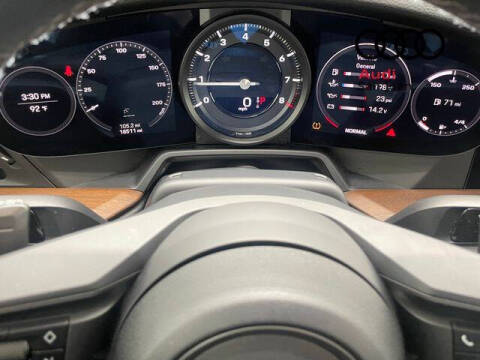 2021 Porsche 911 Carrera