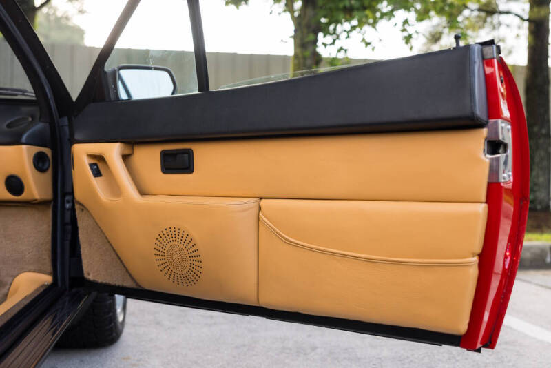 1989 Ferrari Mondial