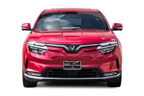 2024 VinFast VF8 Plus