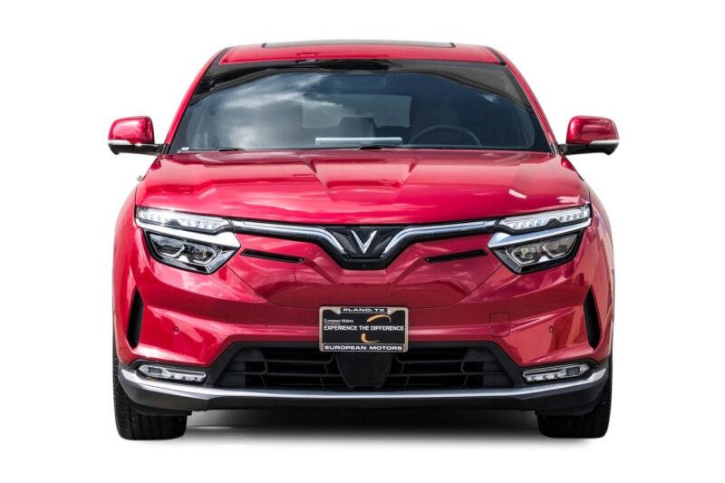 2024 VinFast VF8 Plus