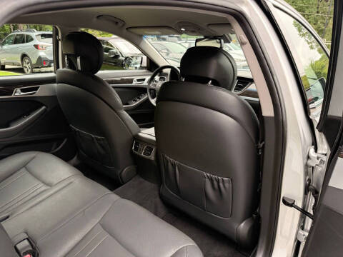 2015 Hyundai Genesis