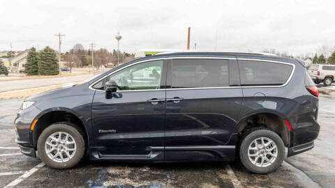 2021 Chrysler Pacifica Touring L