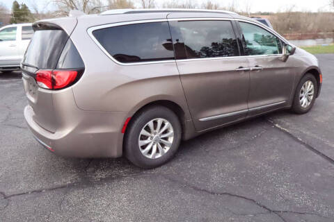 2018 Chrysler Pacifica Touring L Plus