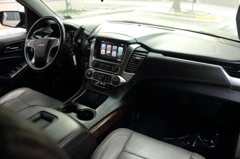 2017 Chevrolet Suburban LS