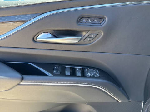 2023 Cadillac Escalade ESV Sport