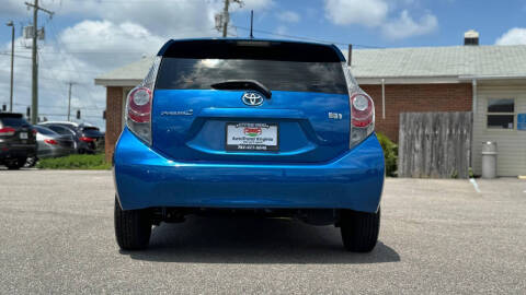 2014 Toyota Prius c Three