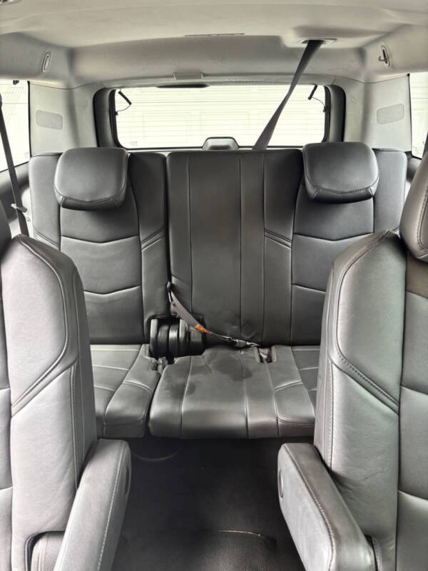 2016 Cadillac Escalade ESV Standard