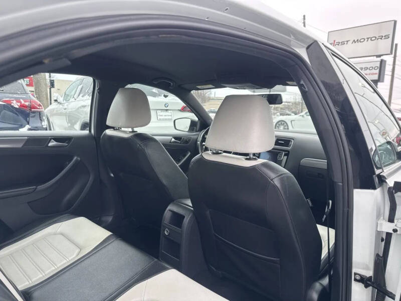 2016 Volkswagen Jetta 1.8T Sport