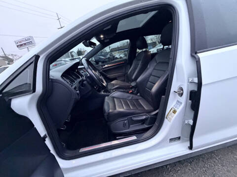 2020 Volkswagen Golf GTI S