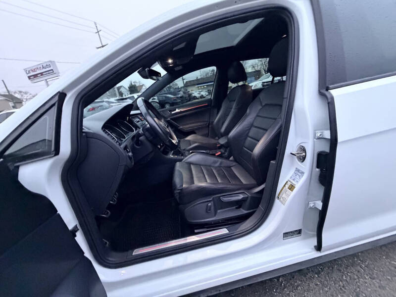 2020 Volkswagen Golf GTI S