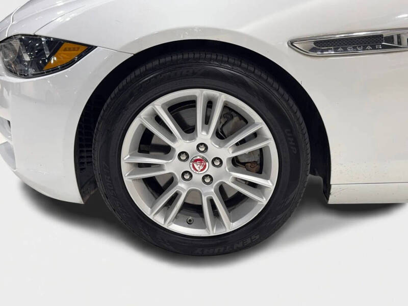 2018 Jaguar XE 25t Premium